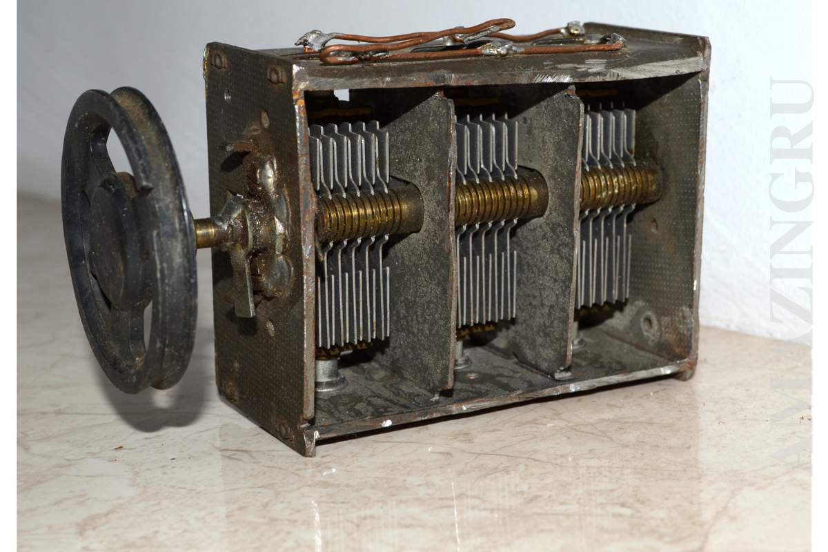 3 (Three) Section Air Variable Capacitor 3x 26-194pF Vintage Soviet USSR_1_2 3 (Three) Section Air Variable Capacitor 3x 26-194pF Vintage Soviet USSR_1_2