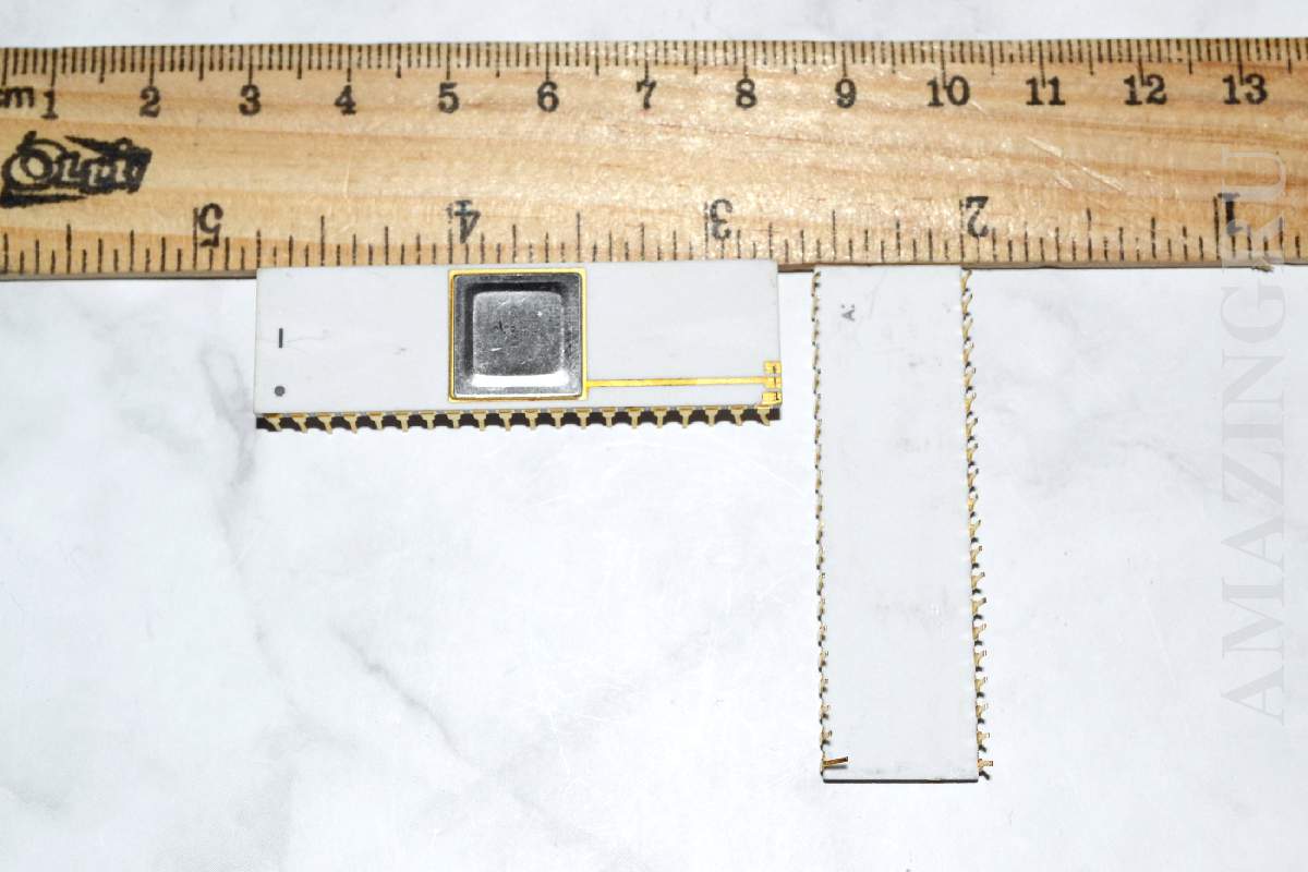2x KM1810VT3 = C8203 IC / Microchip n-MOS Logic DIP-40 GOLD Pins Soviet NEW_1