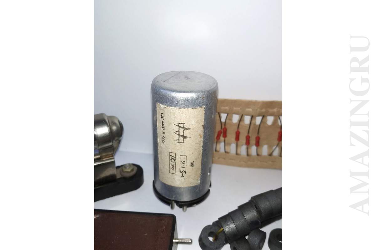Set of Ferrite Rods, Rings, Diode Bridge, Variable Resistor, Arrester Tube R-350_1_2_3_4_5_6 Set of Ferrite Rods, Rings, Diode Bridge, Variable Resistor, Arrester Tube R-350_1_2_3_4_5_6