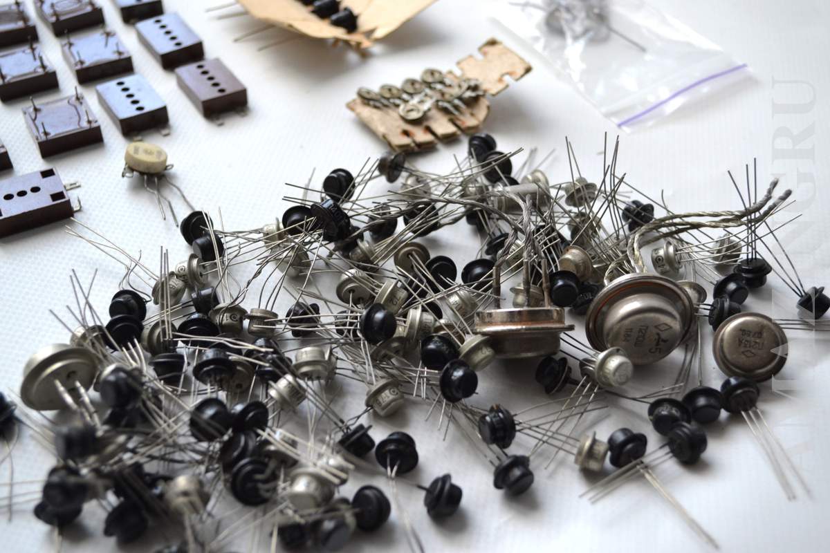 Set of Mix Silicon Power Block Diode, Zener Diode, PNP Transistor Soviet USSR