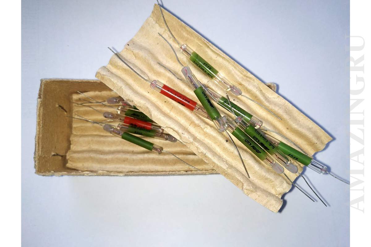 KVM Vacuum Glass Resistor 5.6Gohm 5.6G 100V 10% High Value Soviet NEW_1_2 KVM Vacuum Glass Resistor 5.6Gohm 5.6G 100V 10% High Value Soviet NEW_1_2