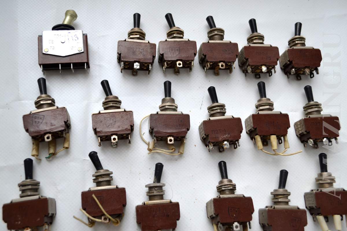 Mix Set of Vintage Soviet Toggle Switch TV1-4, P2T-1, MT-1 & Fuse Socket_1 Mix Set of Vintage Soviet Toggle Switch TV1-4, P2T-1, MT-1 & Fuse Socket_1