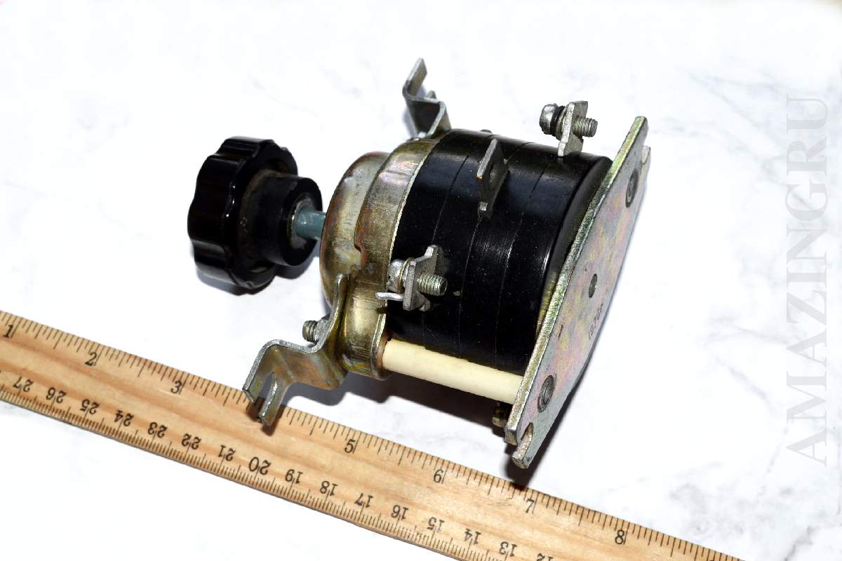 2x Rotary Switch PV3-25 (25A 220V; 16A 380V); PP3-10 (10A 220V; 6A 380V) Soviet_2