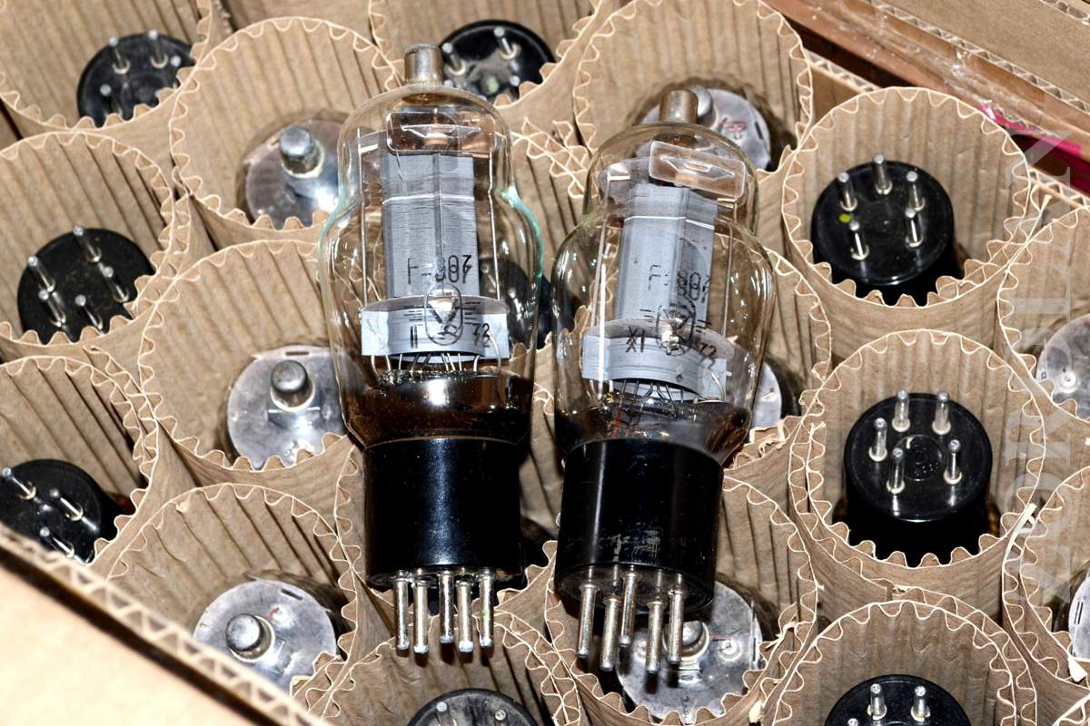 G-807 / G807 = 807, 6BG6G, 6L6G Beam Tetrode Tube Ulyanovsk Soviet 1970s NEW G-807 / G807 = 807, 6BG6G, 6L6G Beam Tetrode Tube Ulyanovsk Soviet 1970s NEW